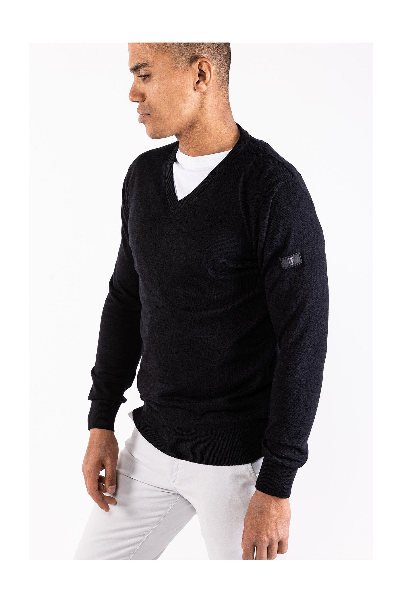 Al V-neck knitted pullover