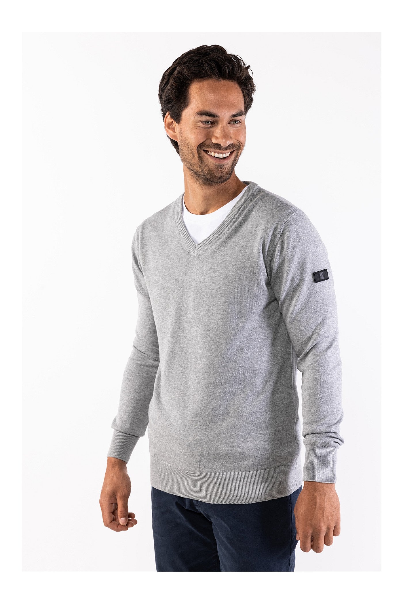 Al V-neck knitted pullover