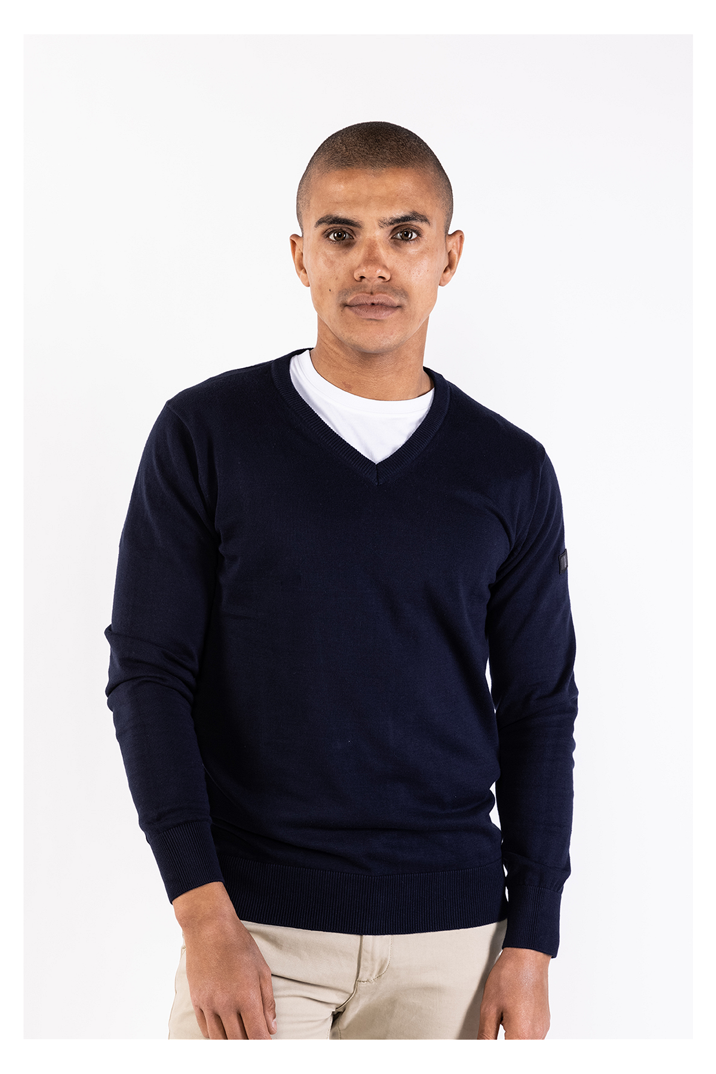 Al V-neck knitted pullover