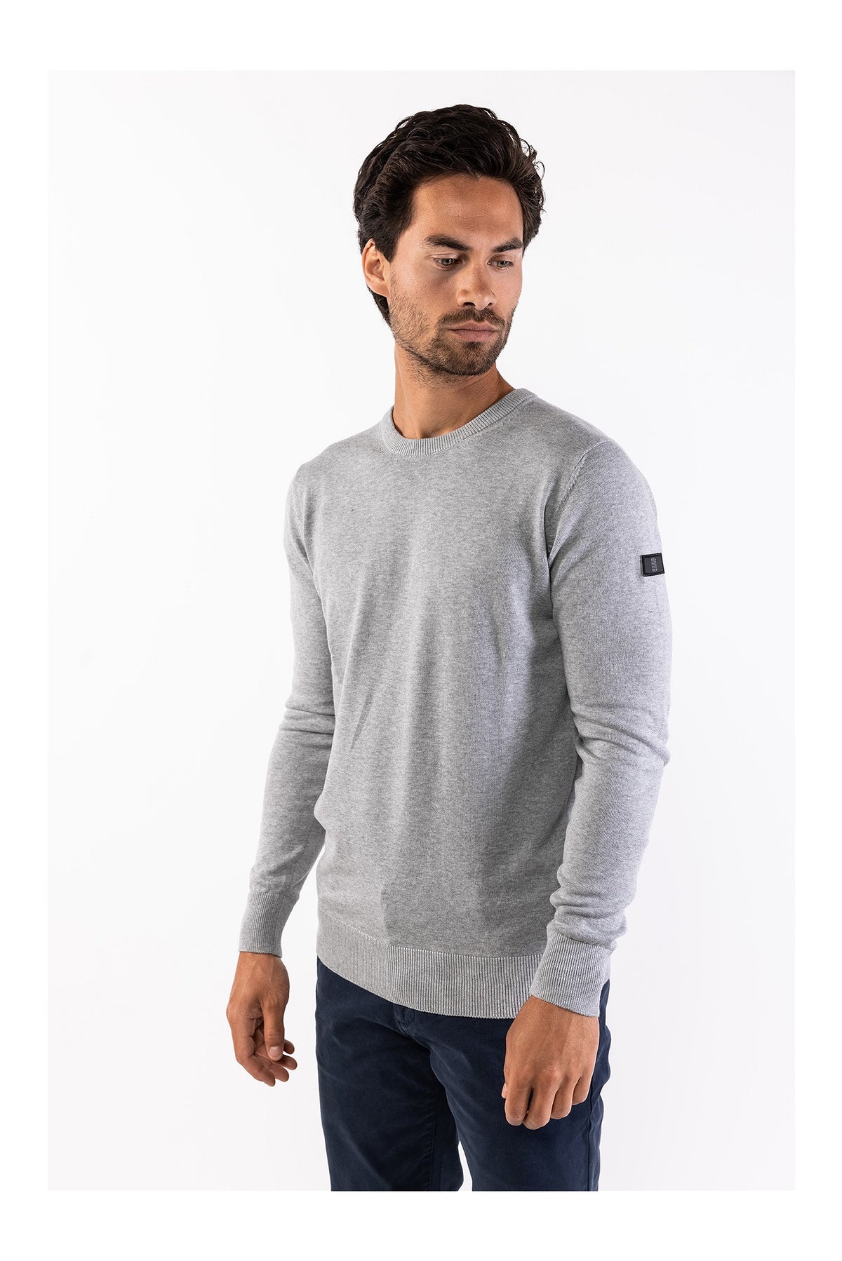 Will R-neck knitted pullover