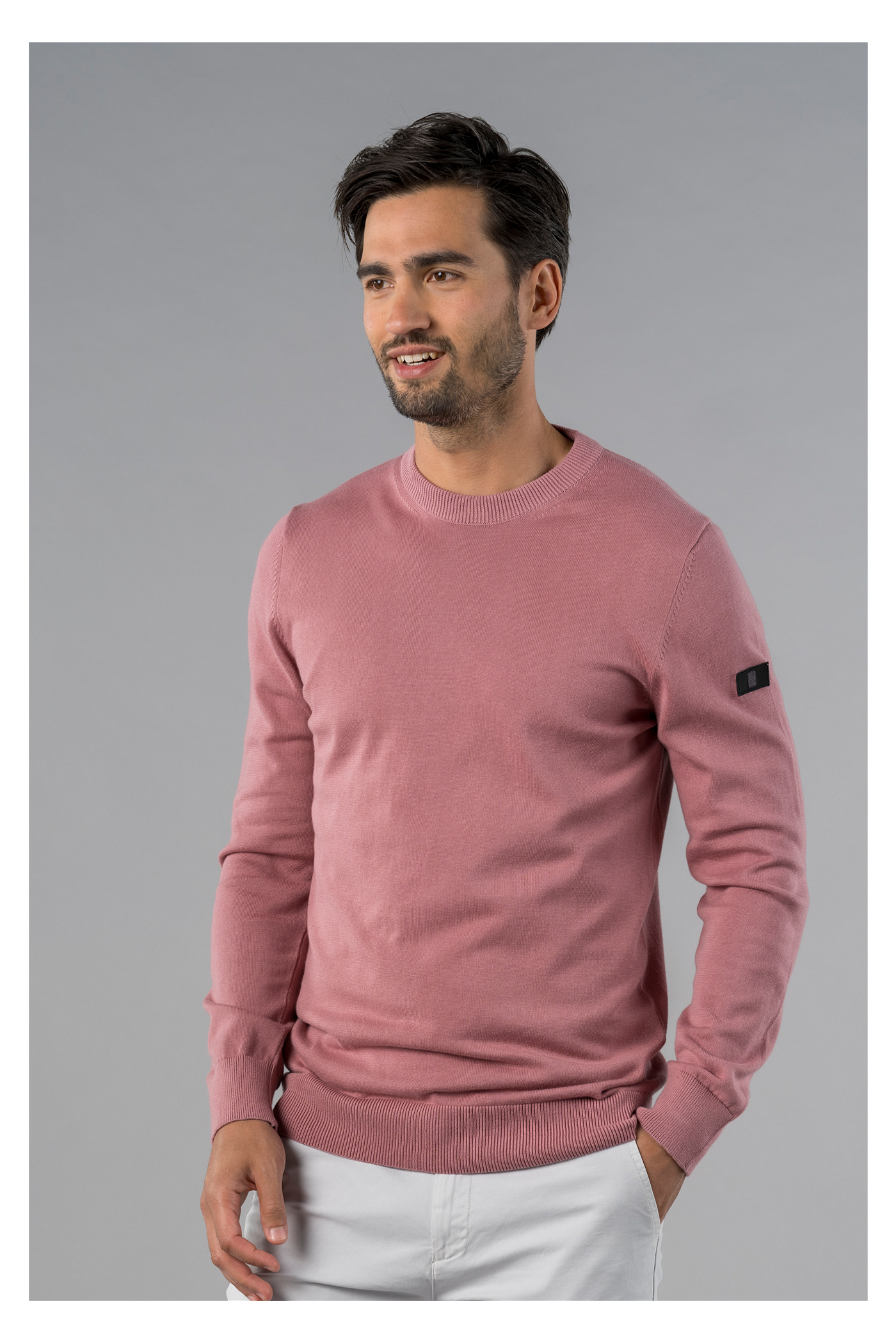 Will R-neck knitted pullover