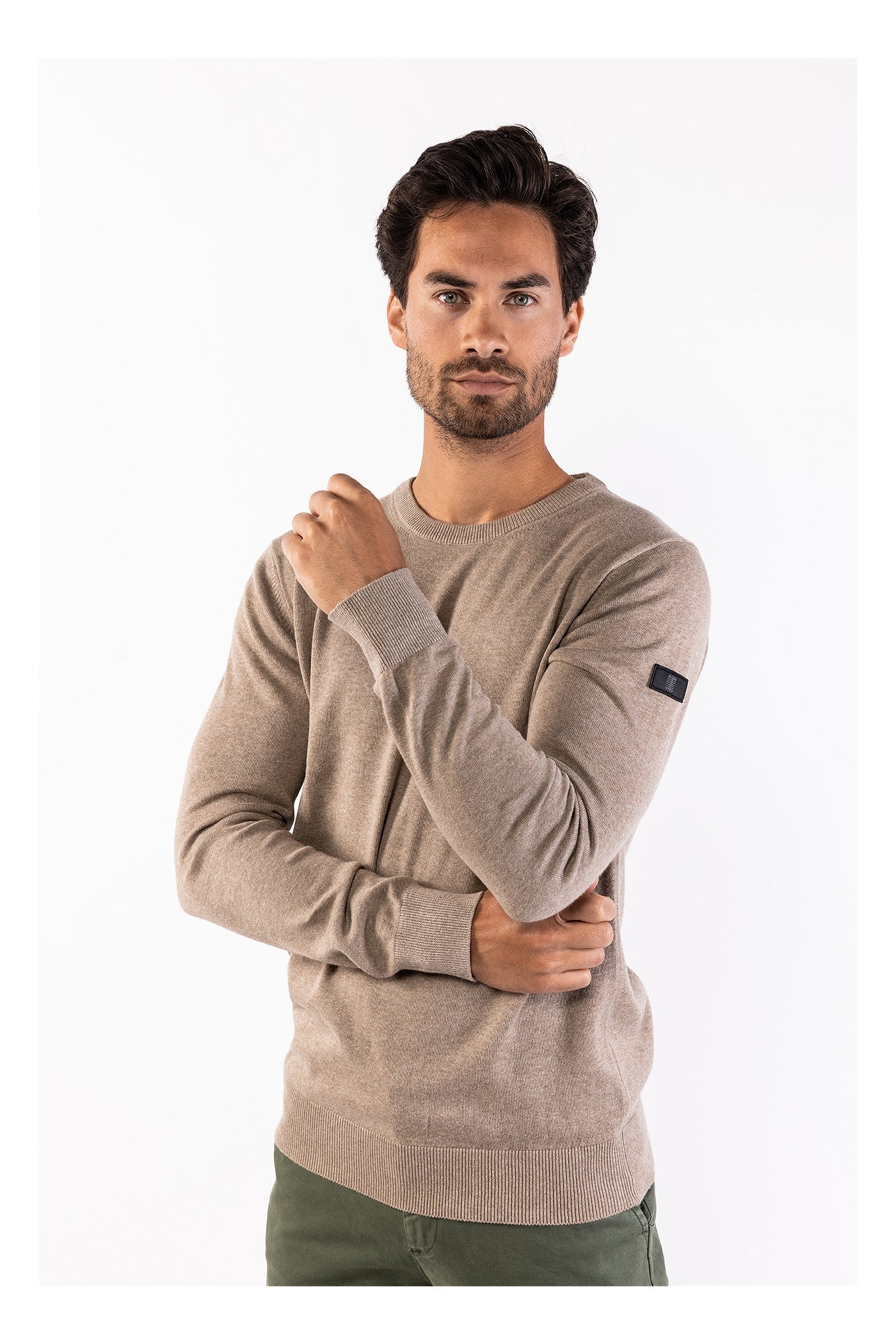 Will R-neck knitted pullover